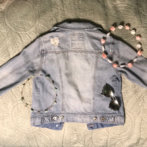 Jean Jacket - Picture 3 of 4